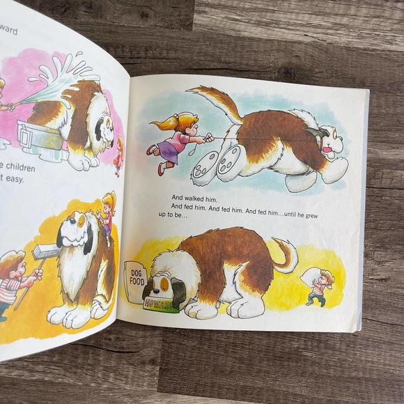 HOWARD HUGE COMES TO STAY by BUNNY HOEST | RANDOM HOUSE - Picture 6 of 9